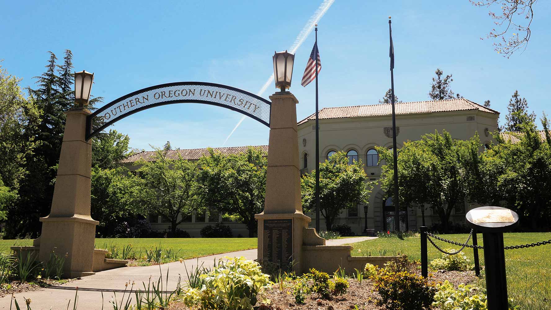 Southern Oregon University Churchill Hall - Summer 2016